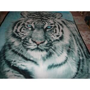 Wild Frontier White Tiger 48x60 Plush Throw/Blanket Soft Fuzzy Animal